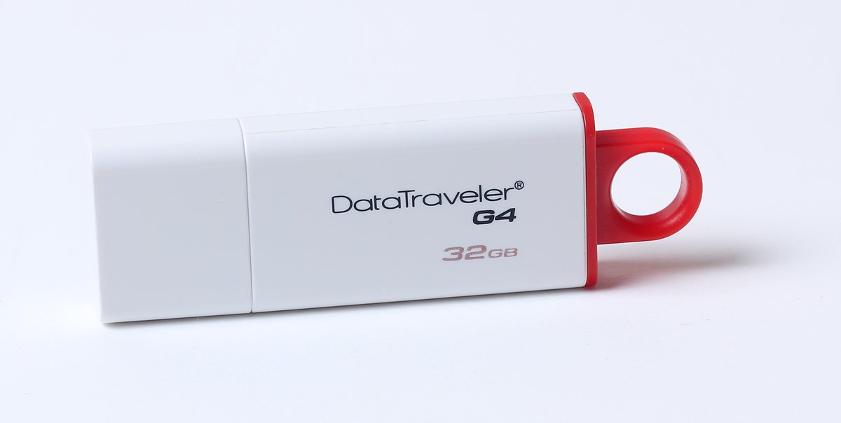 USB drives with logo branding for UAE corporate…
